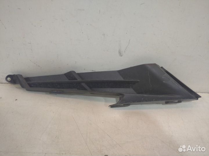 Решетка бампера передняя правая Lexus Rx 4