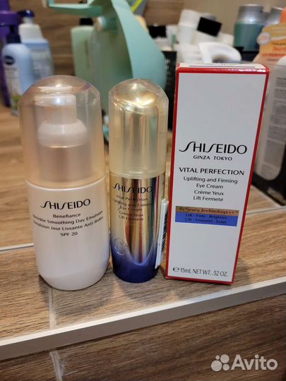 Эмульсия дневная и крем-лифтинг для глаз shiseido