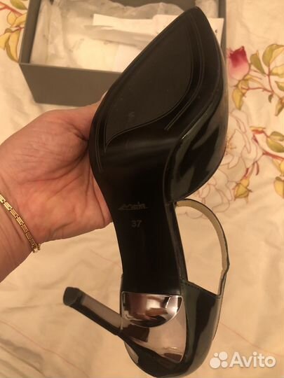 Туфли босоножки 37размер новые