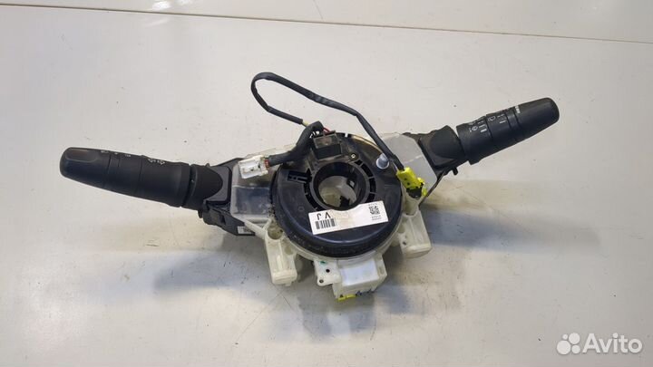 Переключатель поворотов и дворников Nissan Primera