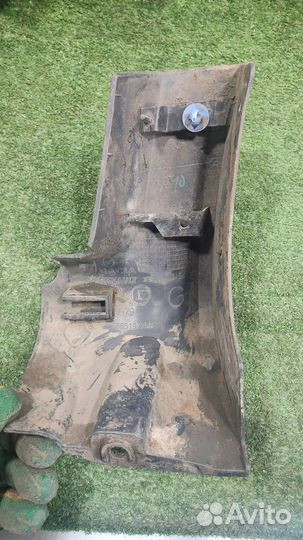 Накладка порога левого наружная Renault Duster 20