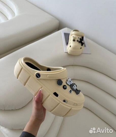 Кроксы женские