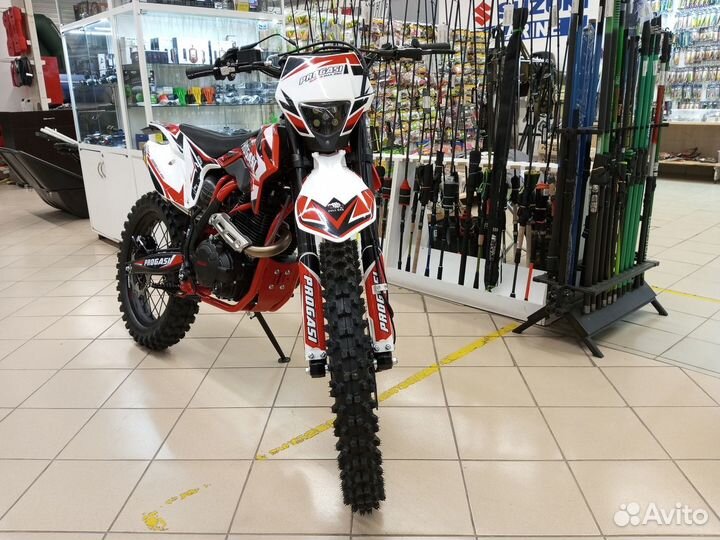 Мотоцикл Progasi Super Max 250