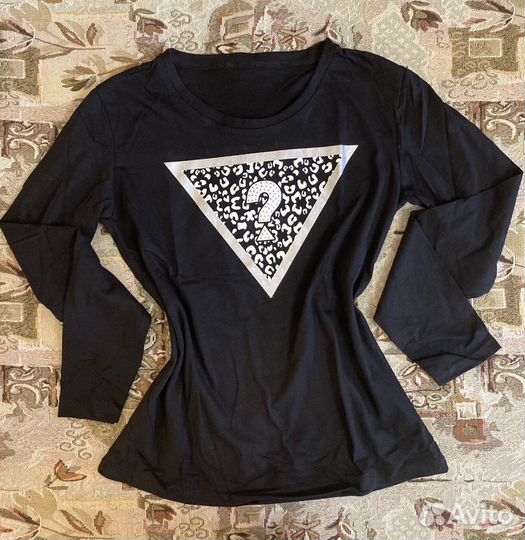 Лонгслив кофта футболка