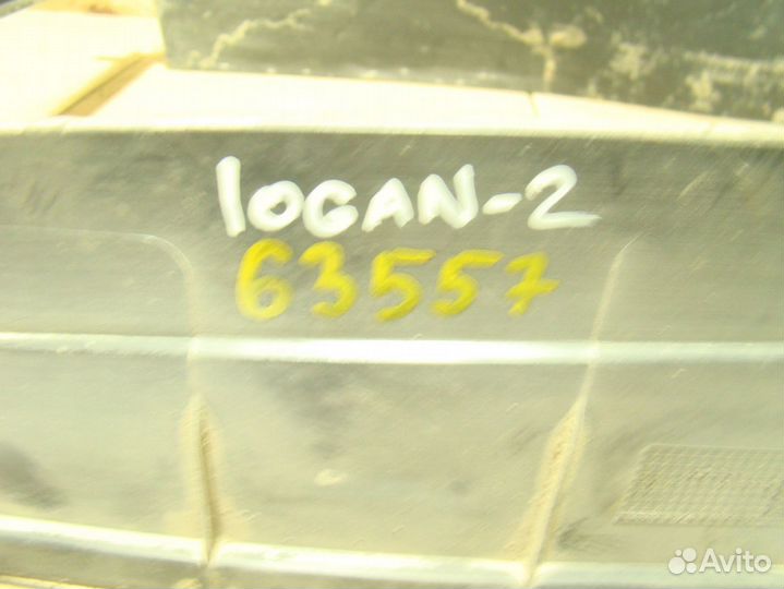 Рамка радиатора Renault Logan II 2014