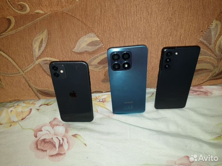iPhone 11, 64 ГБ