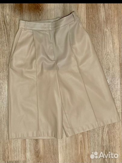 Шорты-бермуды Lime