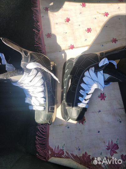 Коньки хоккейные детские размер 37