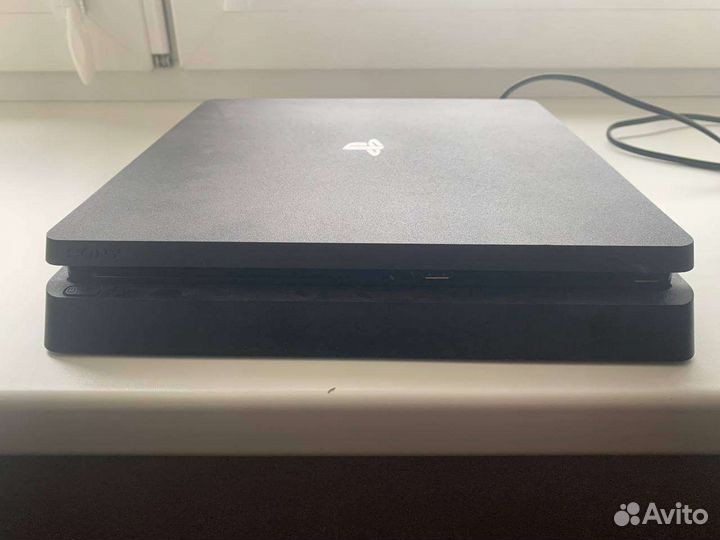 Ps4 slim 1tb с играми