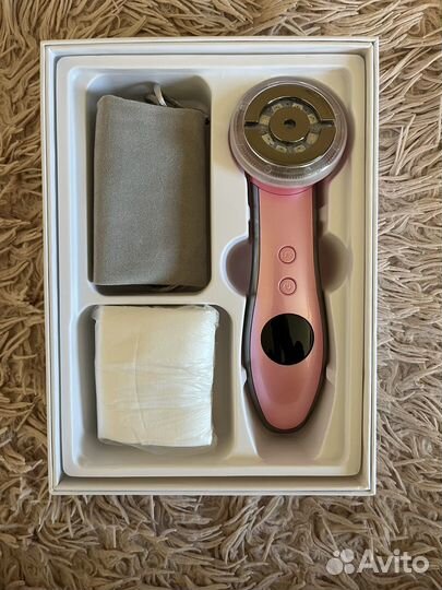 Аппарат для RF лифтинга, массажёр для лица