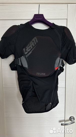 Защитная черепаха Leatt Body Tee 3DF AirFit Lite