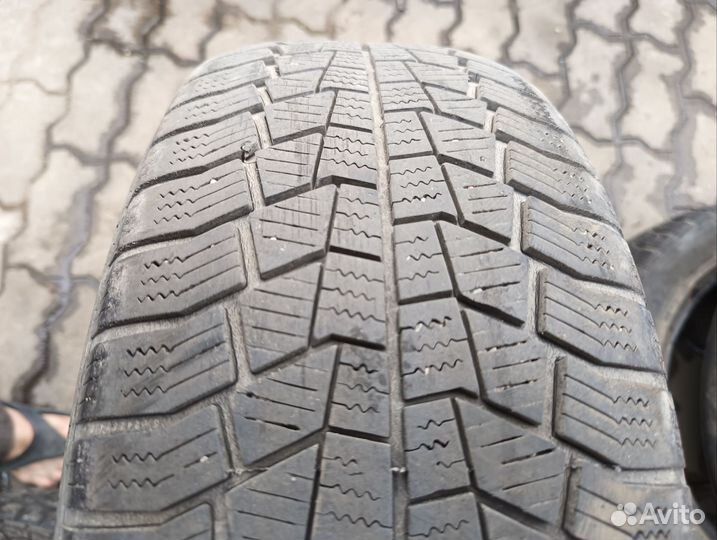 Gislaved Frost 205/55 R16