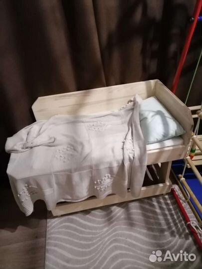 Приставная кроватка детская