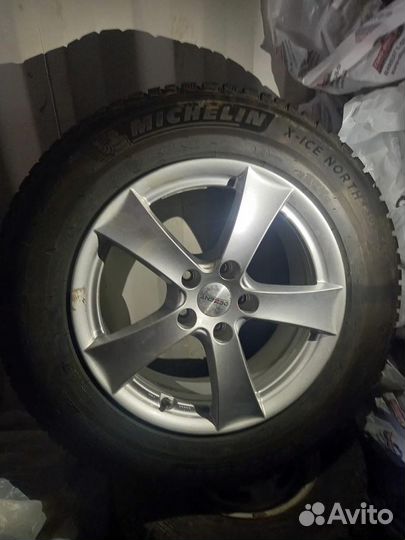 Комплект колес r17 225/65 michelin