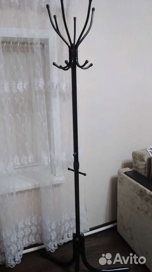 Вешалка напольная