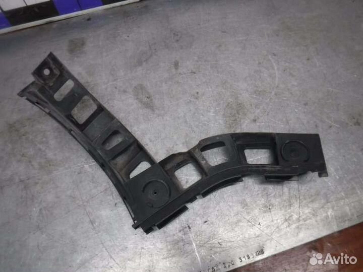 Кронштейн бампера задний правый Volkswagen Tiguan