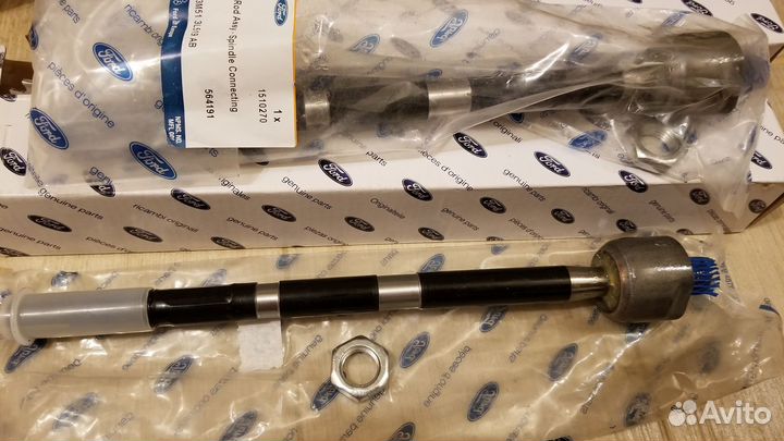 Ford рулевая тяга 1510270