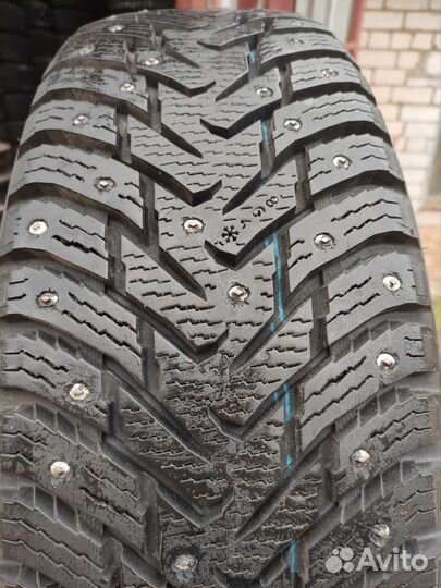 Nokian Tyres Nordman 8 215/70 R16 104T