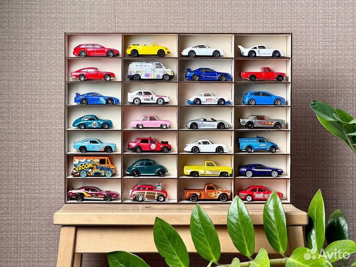 Полка для машинок Hot wheels