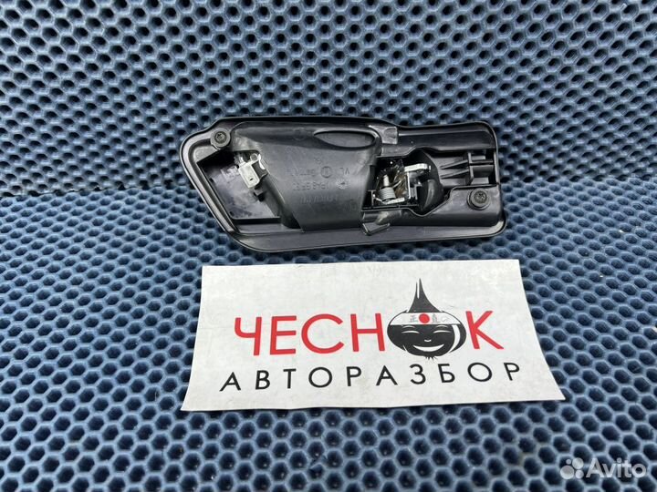 Ручка внутренняя передняя левая VW Tiguan / Тигуан