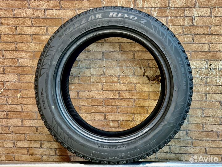 Bridgestone Blizzak Revo2 205/55 R16