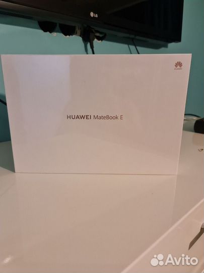 Новый запакованный Huawei MateBook DRR-W76