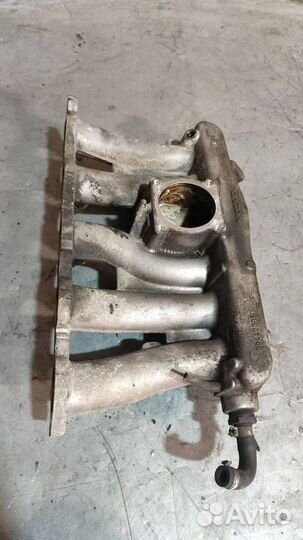 Впускной коллектор Volvo S60 (2000 - 2004) 9447005