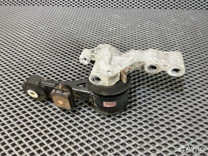 Подушка двигателя Lexus RX350