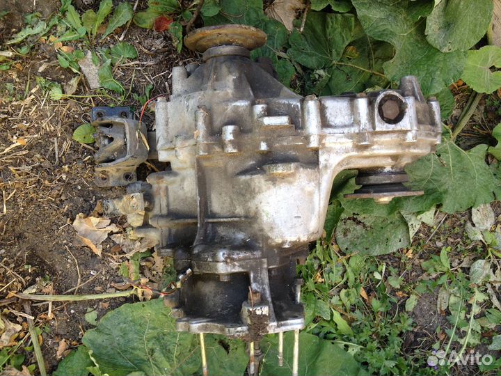 Раздатка Мазда Бонго 4WD, двигатель RF7 турбо, 93