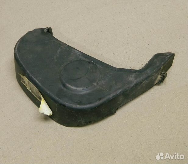 Кожух ремня грм VW Polo 3 1.4 (дефект)