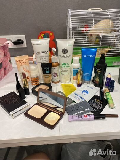 Набор косметики пакетом