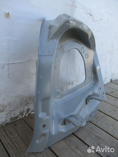 Панель крепления правого заднего фонаря Kia Cerato