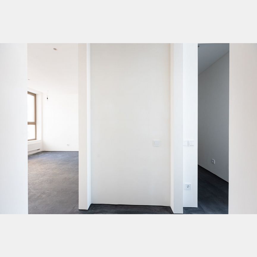 3-к. квартира, 110 м², 3/17 эт.