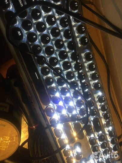 Клавиатура с подсветкой