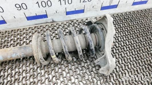 Стойка передняя правая skoda superb 1 (9DN01N501)