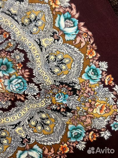 Павлопосадский платок из шерсти