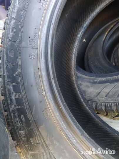 Hankook Winter I'Pike 215/65 R16 T