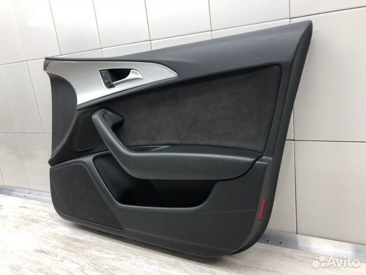 Обшивка двери передняя правая Audi A6 универсал