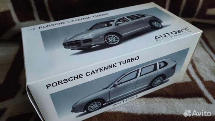 Porsche Cayenne Turbo, 1:18 autoart
