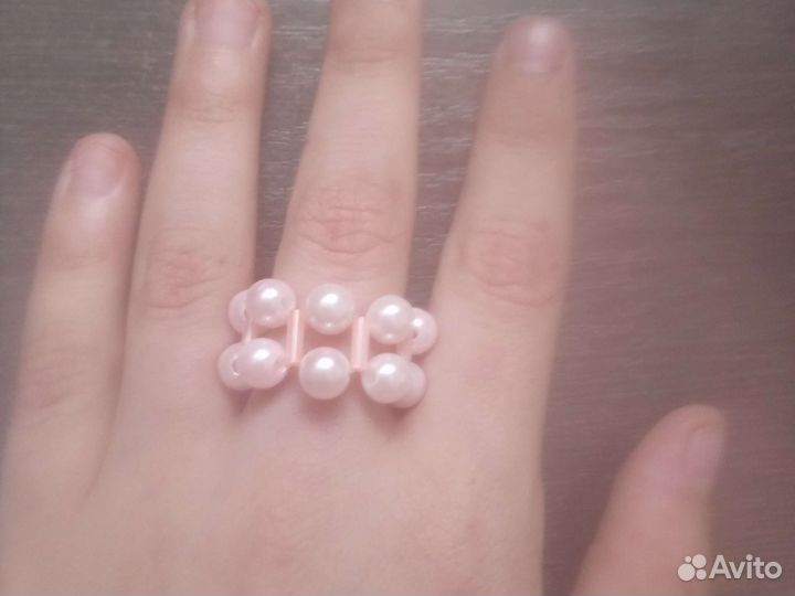 Кольца, калье,браслеты из бисера