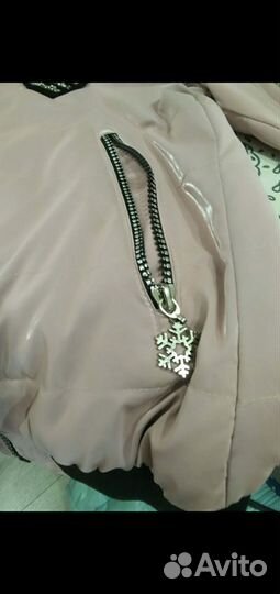 Весення куртка для девочки