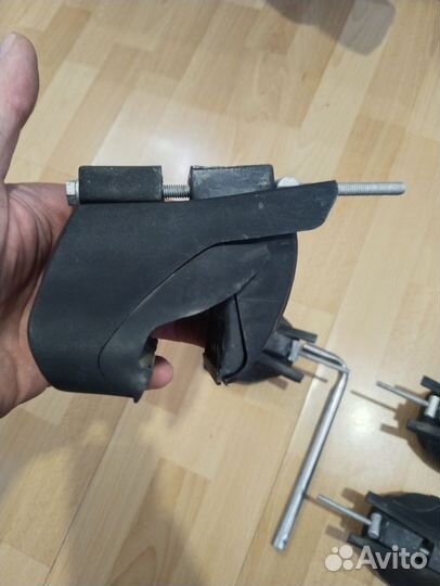 Крепление для рейлингов на крышу