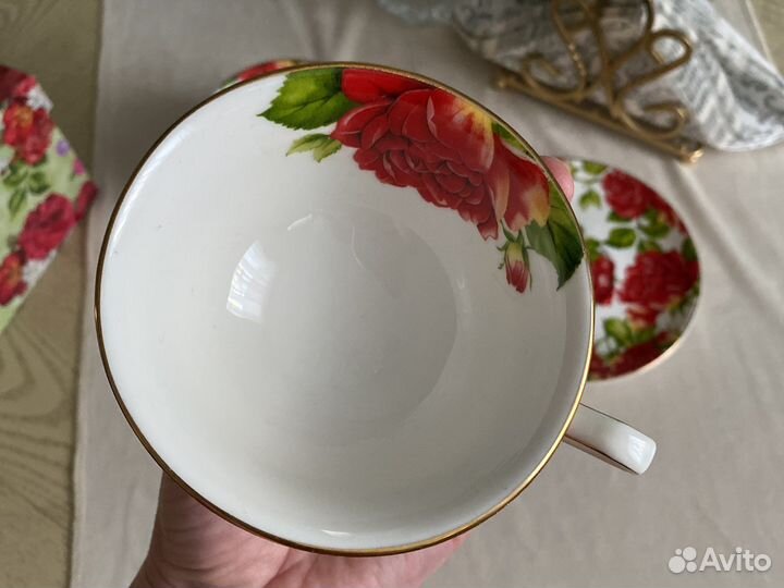 Чайный подарочный набор из фарфора (4 предмета)