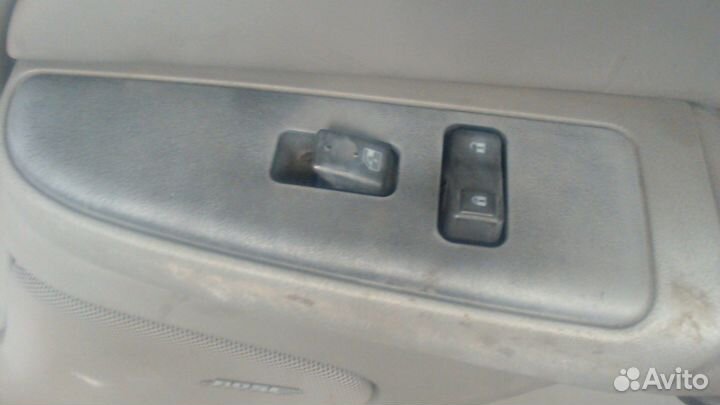 Дверь боковая Chevrolet Tahoe, 2004