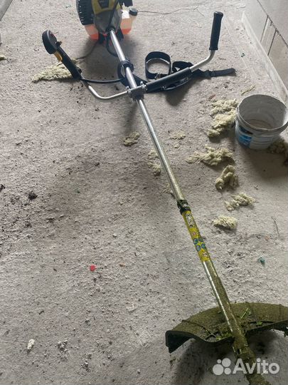 Триммер бензиновый