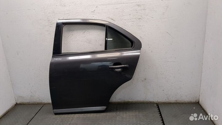 Дверь боковая Suzuki Kizashi, 2012