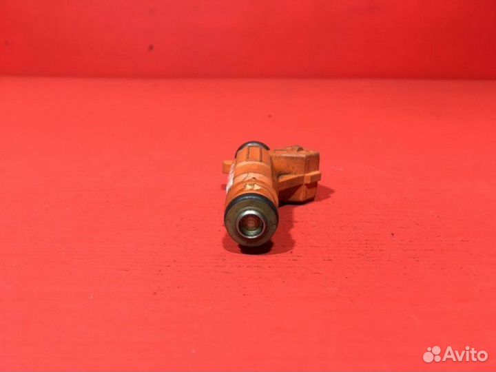 Форсунка Citroen C4 1 2008