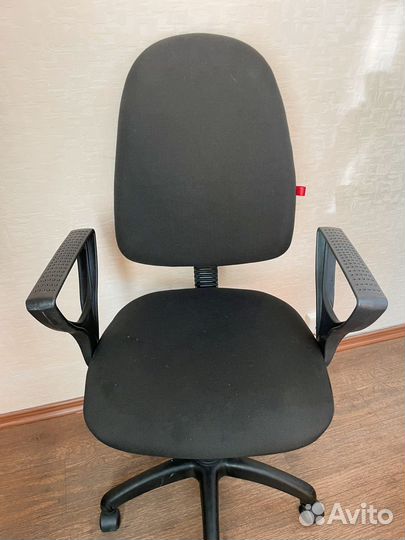Компьютерное кресло