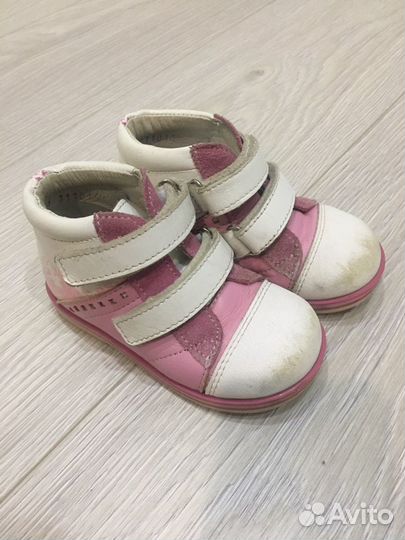 Ботинки для девочки