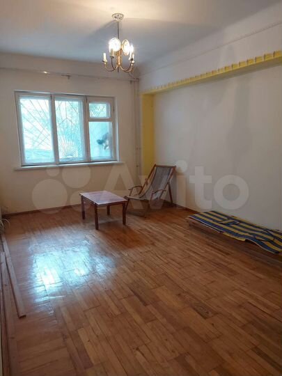 3-к. квартира, 85 м², 1/7 эт.